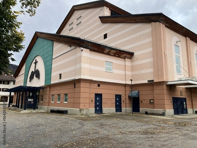 image to crop