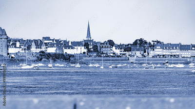 image to crop